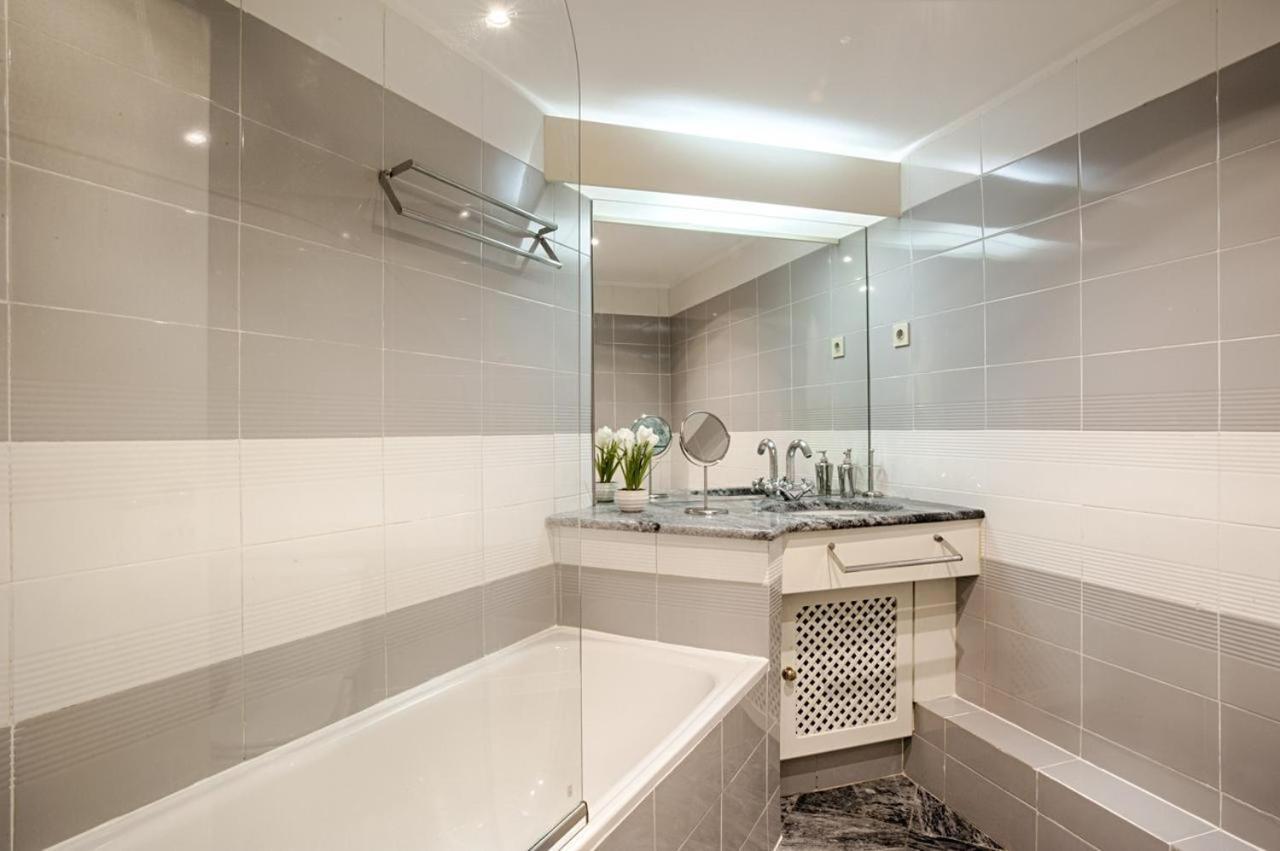 Green Executive Apartment In The Heart Of ลิสบอน ภายนอก รูปภาพ